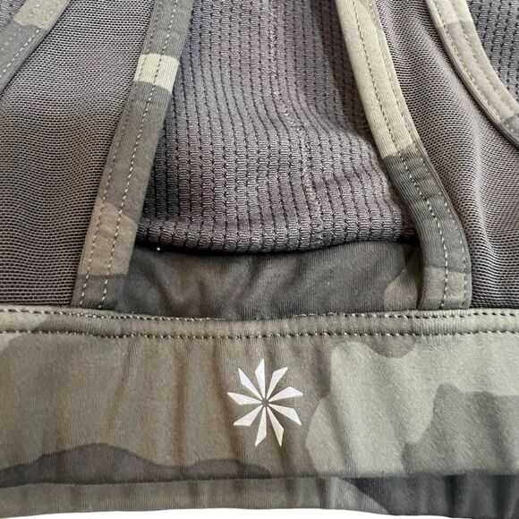 Athleta Sports Bra Black Dark Green Camo Womens Sz. Medium Racer Back Workout - Picture 5 of 9
